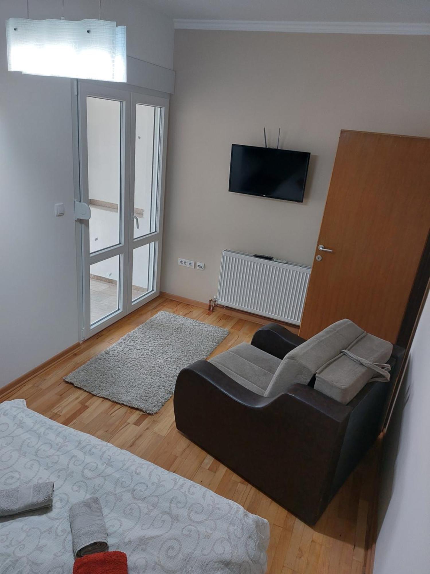 Apartmani Radulovic วรินรัชกา บานยา ห้อง รูปภาพ