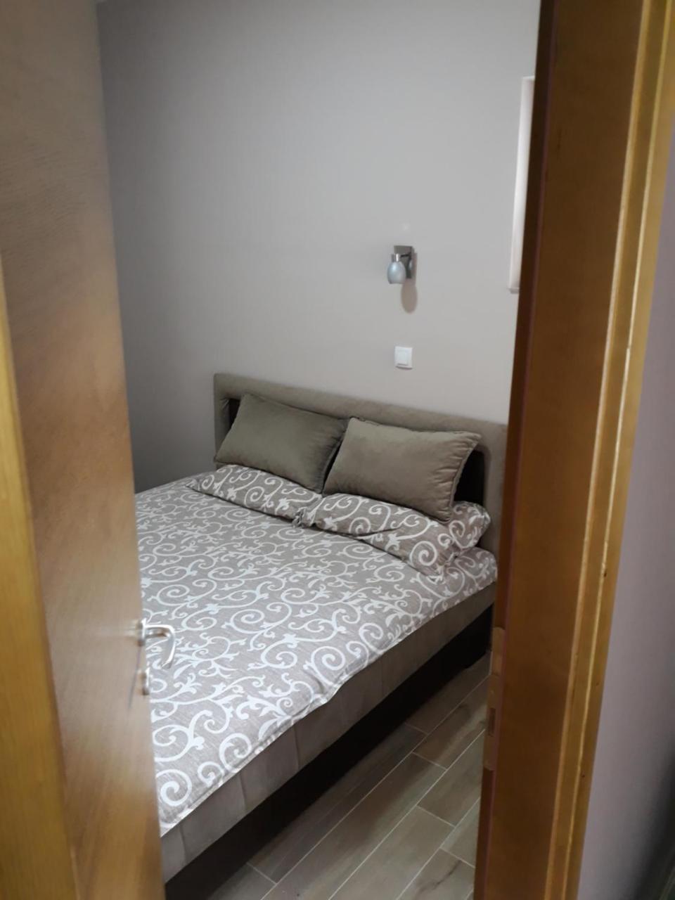 Apartmani Radulovic วรินรัชกา บานยา ภายนอก รูปภาพ