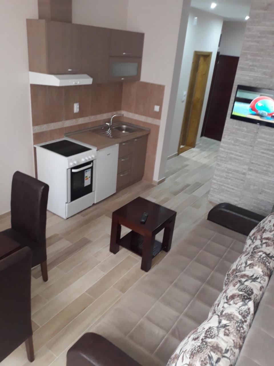 Apartmani Radulovic วรินรัชกา บานยา ภายนอก รูปภาพ