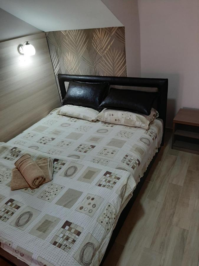 Apartmani Radulovic วรินรัชกา บานยา ภายนอก รูปภาพ